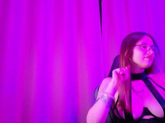 holysinnerofficial cam belle