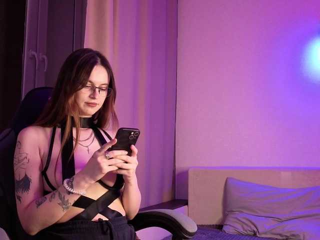 HolySinnerOfficial live cam on BongaCams