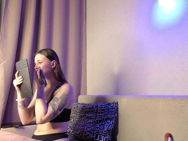 HolySinnerOfficial live cam on BongaCams