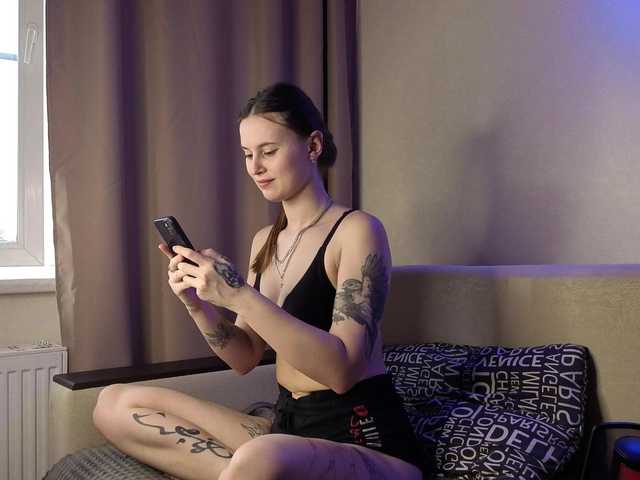 HolySinnerOfficial live cam on BongaCams