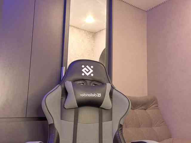 HolySinnerOfficial webcam