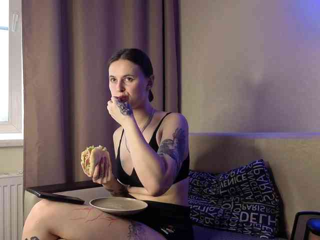 HolySinnerOfficial webcam