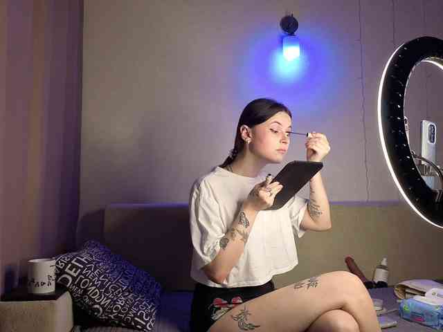 HolySinnerOfficial webcam