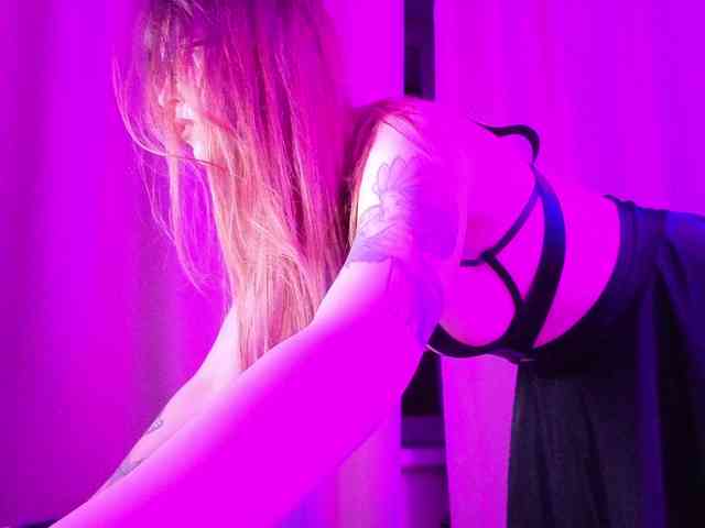 HolySinnerOfficial webcam