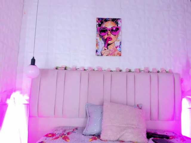 alma-alvares live cam on BongaCams