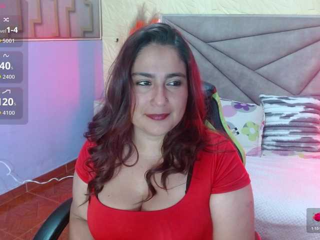 alma-alvares live cam on BongaCams