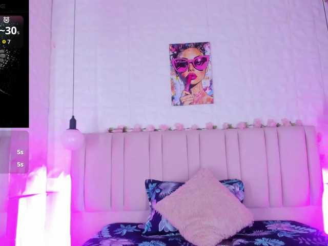 alma-alvares live cam on BongaCams