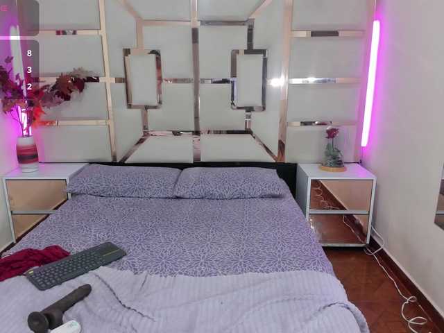 alma-alvares live cam on BongaCams