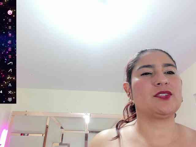alma-alvares webcam