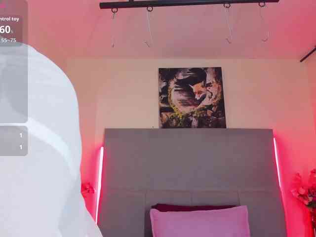alma-alvares Live Webcam on BongaCams