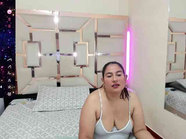 alma-alvares webcam