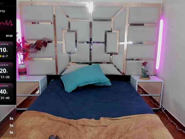 alma-alvares webcam
