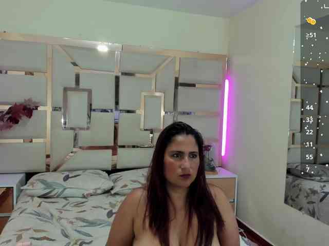 alma-alvares webcam