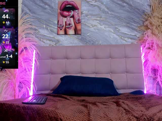 hada-russo live cam on UnifiedCams