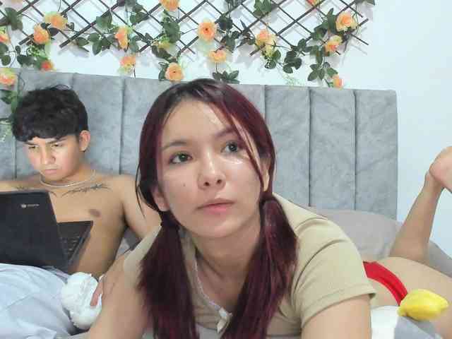 Hanni-Dulcee webcam