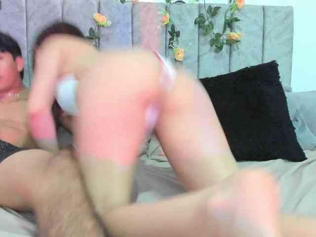 Hanni-Dulcee webcam