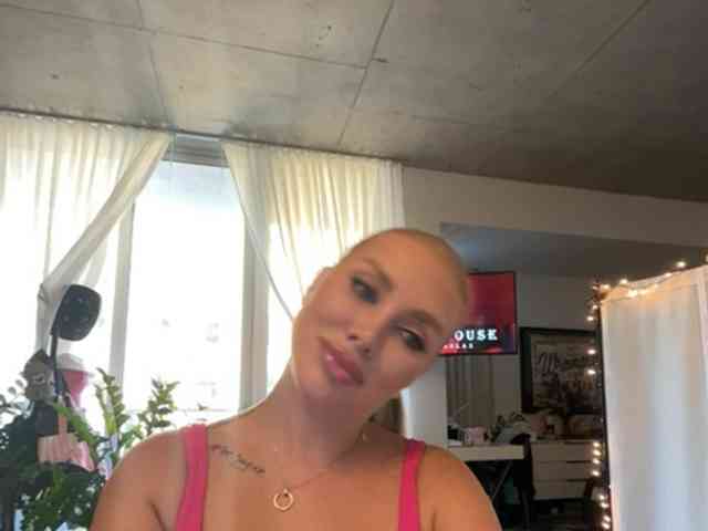 KarenLuxe webcam