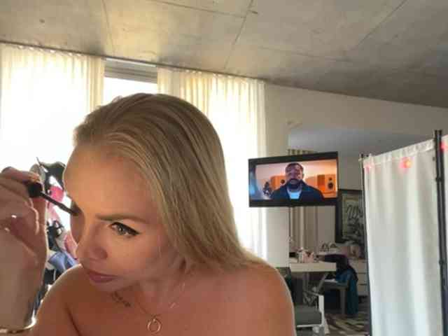 KarenLuxe webcam