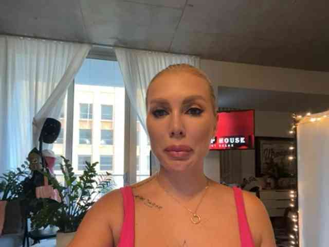 KarenLuxe webcam
