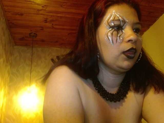 StarMilaX live cam on BongaCams