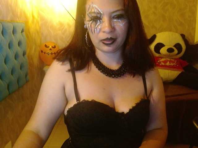 StarMilaX live cam on BongaCams