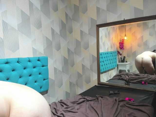 StarMilaX live cam on BongaCams