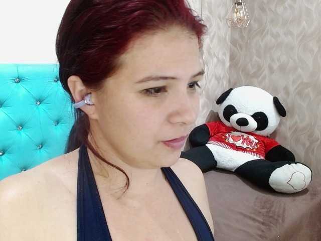 StarMilaX, en directo ahora en BongaCams