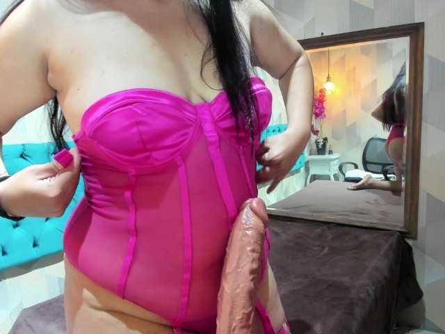 StarMilaX live cam on BongaCams