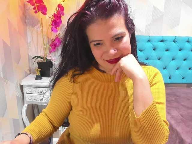 StarMilaX live cam on BongaCams
