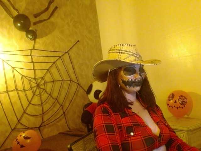 StarMilaX live cam on BongaCams