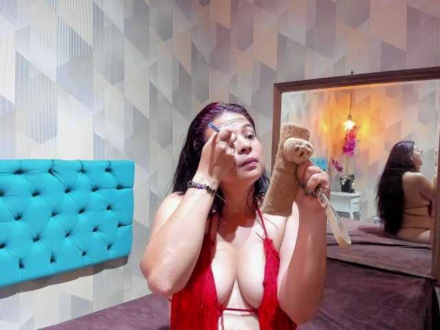 StarMilaX live cam on BongaCams