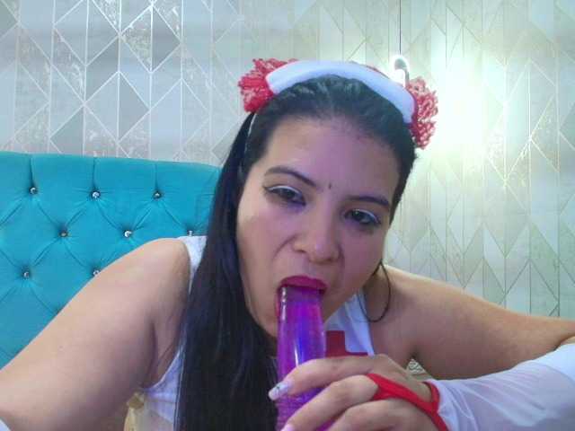 StarMilaX live cam on BongaCams
