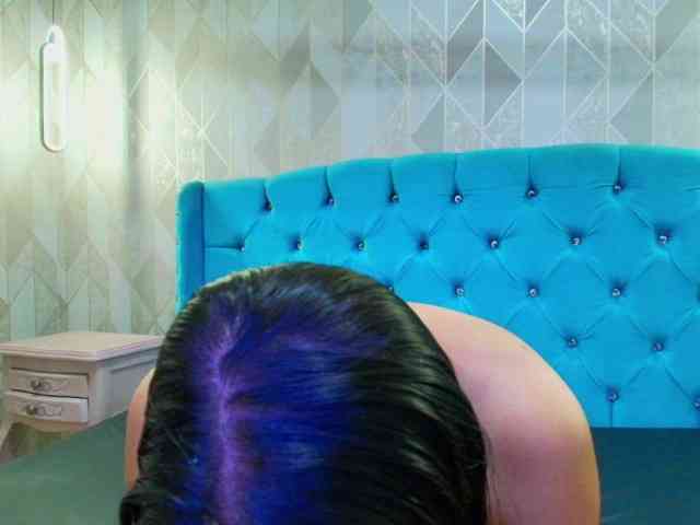StarMilaX Live Webcam on BongaCams