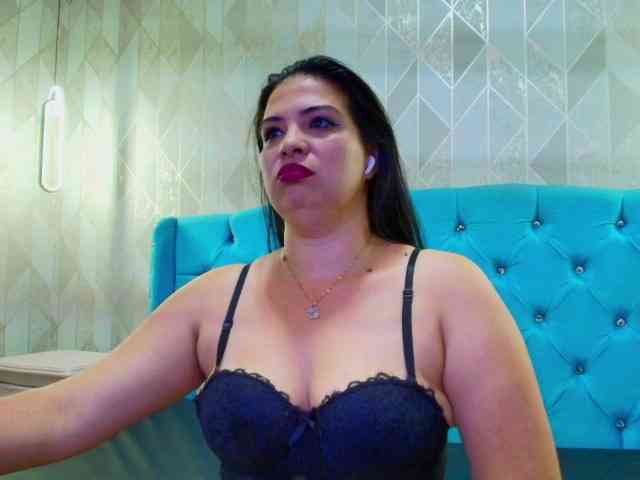 StarMilaX Live Webcam on BongaCams