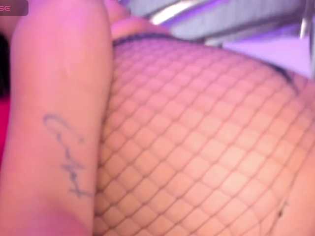 CamilleWest live cam on BongaCams