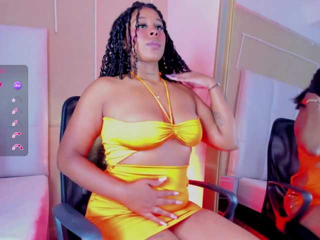 CamilleWest live cam on BongaCams