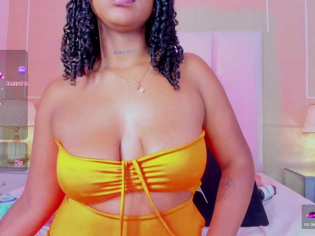 CamilleWest live cam on BongaCams