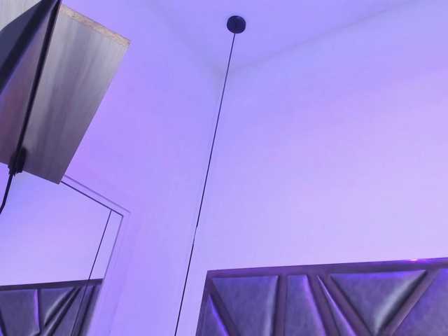 CamilleWest live cam on BongaCams