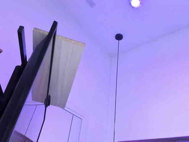 CamilleWest webcam