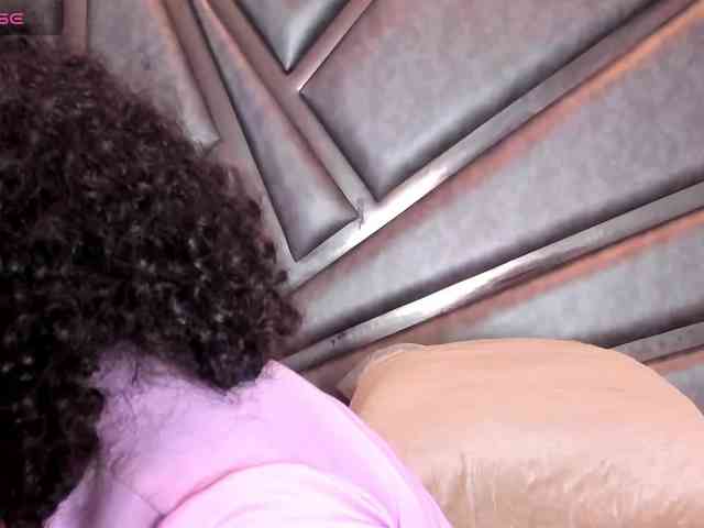 CamilleWest webcam