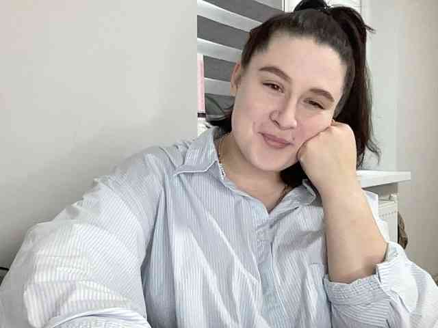 NikaSweetHoney webcam