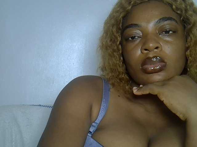 Alpha_Dom_Goddess — live female cam