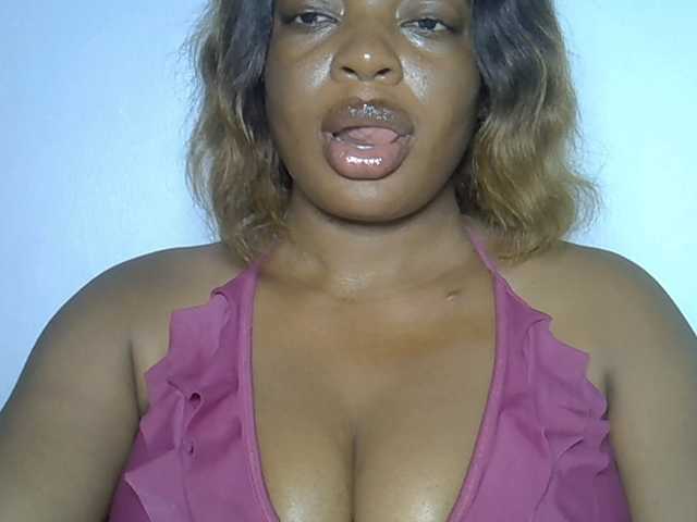 LuxeEmpress live cam on BongaCams
