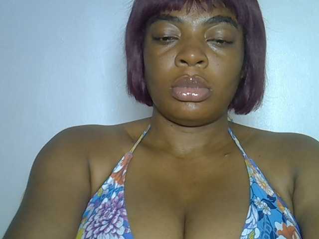 LuxeEmpress live cam on BongaCams