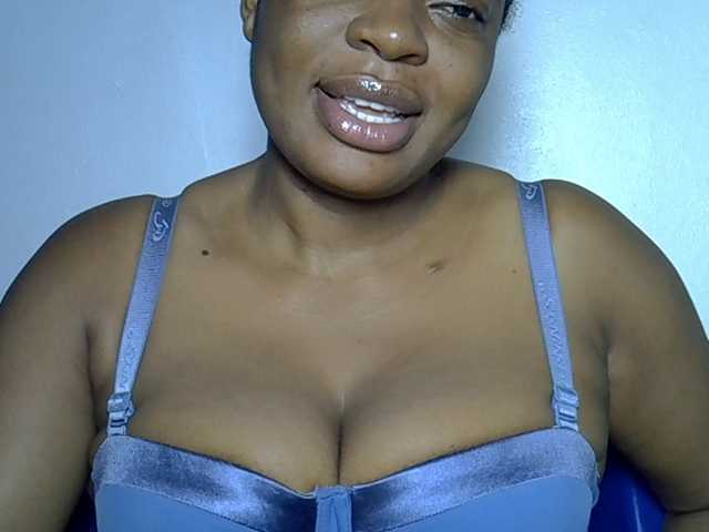 LuxeEmpress live cam on BongaCams