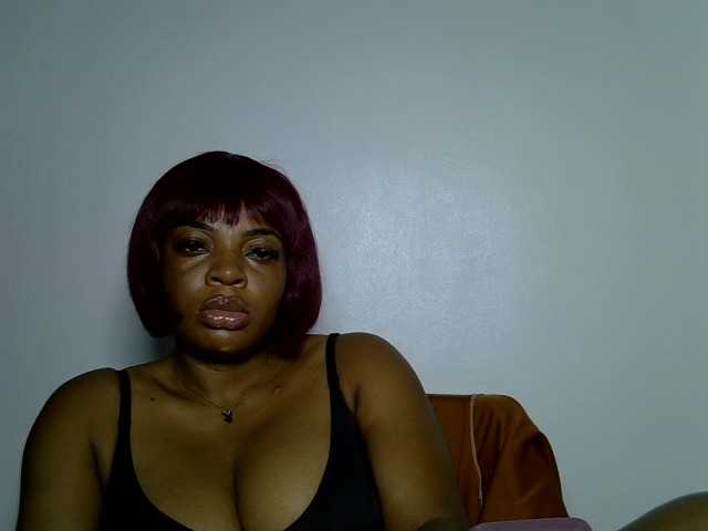 LuxeEmpress live cam on BongaCams