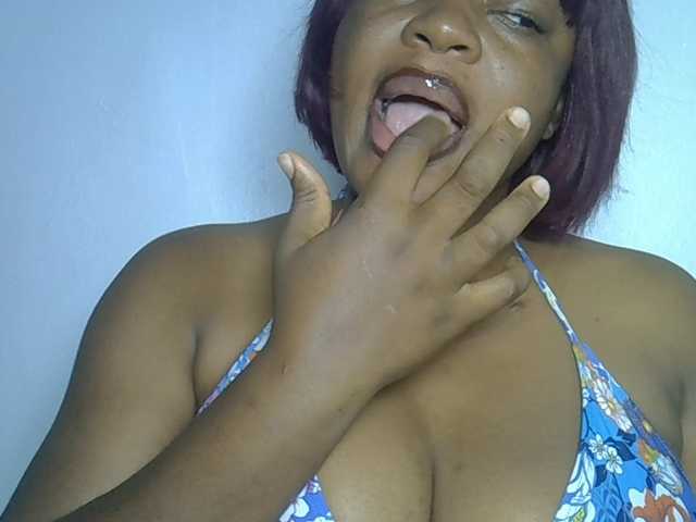 LuxeEmpress live cam on BongaCams