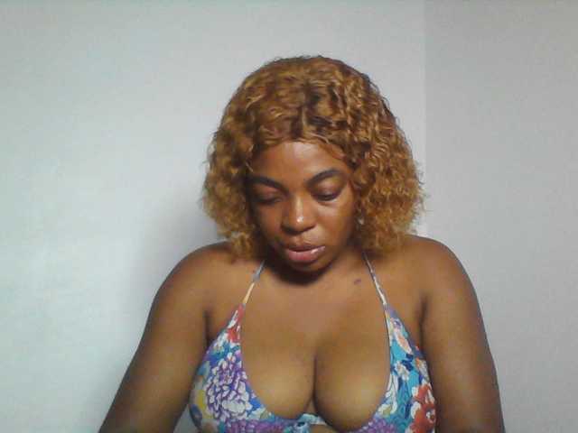 LuxeEmpress live cam on BongaCams