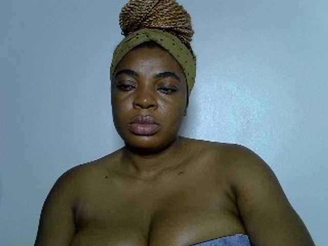 LuxeEmpress live webcam show