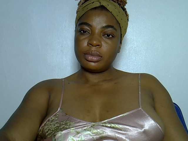 LuxeEmpress live webcam show